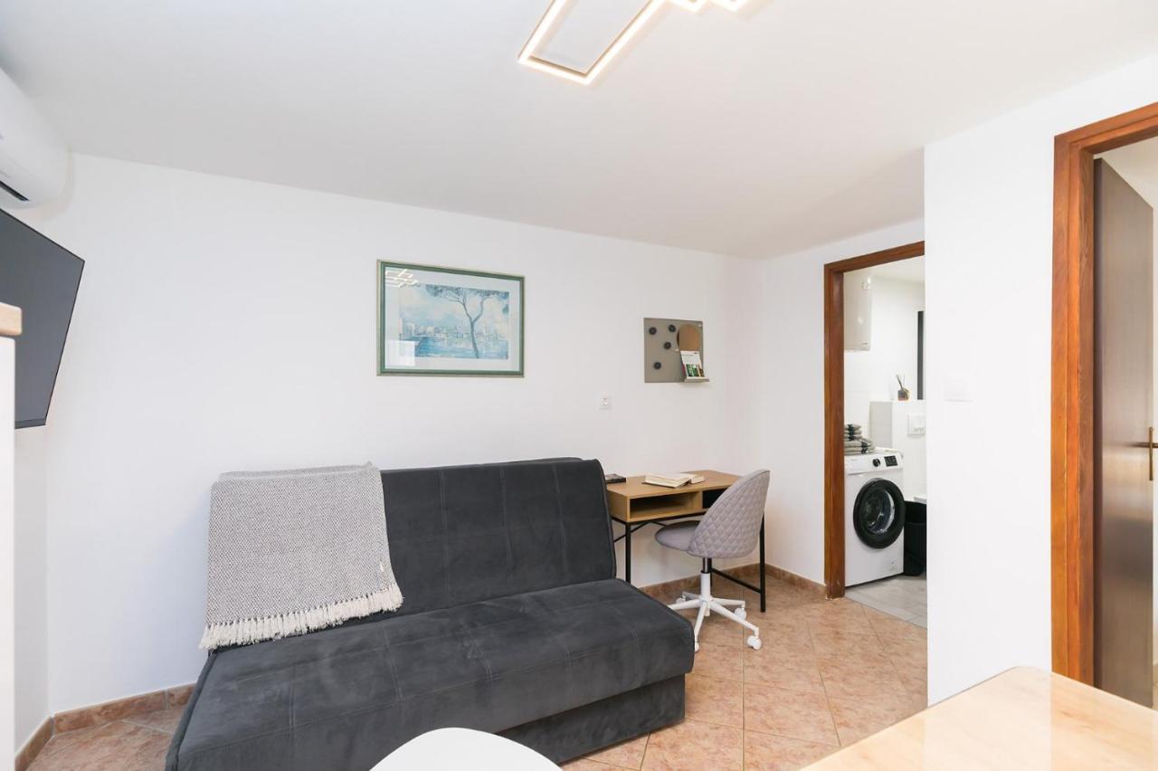 Apartman Lavanda New 2021 Poreč Exterior foto